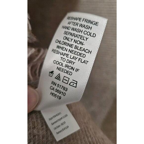 Maurices Tan Beige Brown Oblong Winter Scarf - Picture 5 of 6